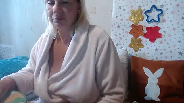 QueenLana online show from September 8, 2:38 pm