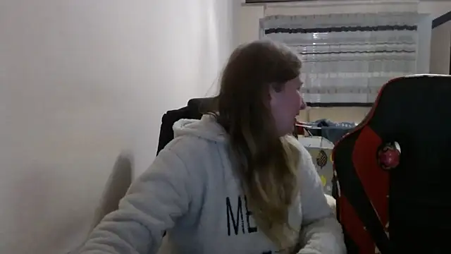 PeterAndJen online show from December 14, 8:14 pm