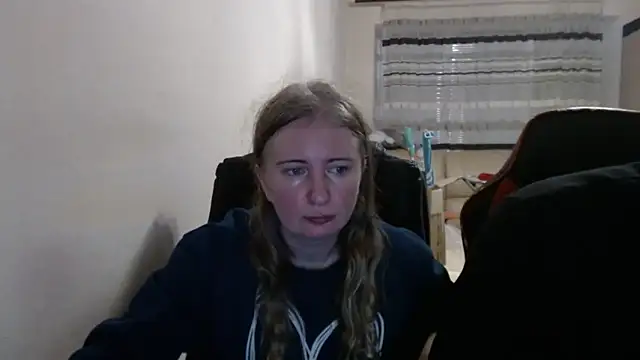 PeterAndJen online show from December 1, 3:04 pm