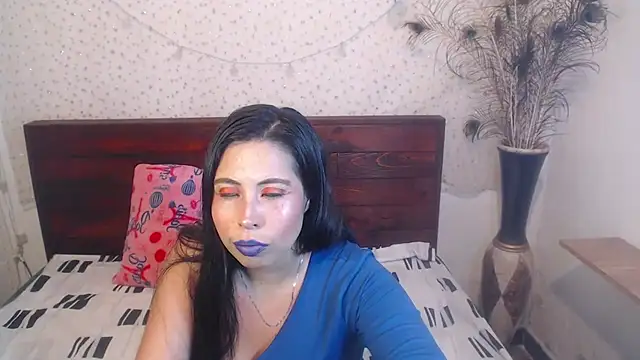 Snapshot of NikkieMilky chatting on October 3, 1:54 am NikkieMilky online show from October 3, 1:54 am