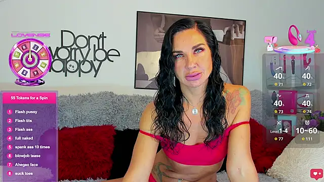 Snapshot of Tara_Bloss chatting on October 19, 3:08 am Tara Bloss online show from October 19, 3:08 am