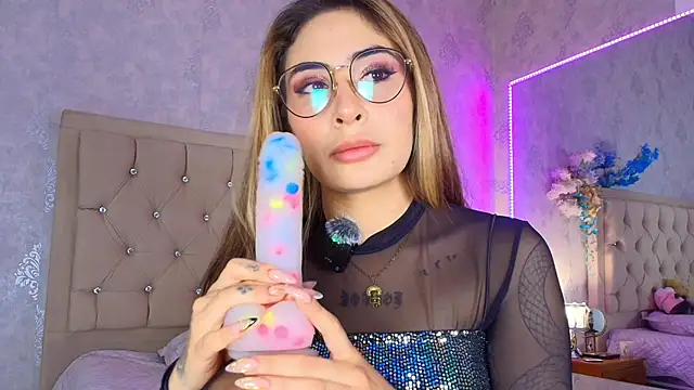 nini love01 online show from May 30, 4:10 am