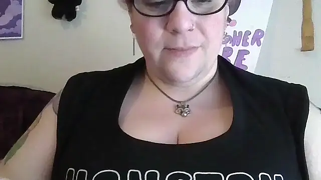 GothyBaby online show from April 26, 7:22 pm