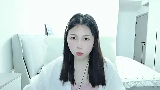 Snapshot of Sunset_glow chatting on October 19, 2:52 pm Sunset glow online show from October 19, 2:52 pm