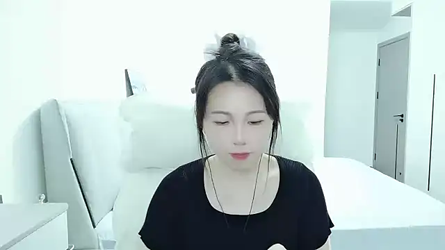 Snapshot of Sunset_glow chatting on September 22, 9:30 am Sunset glow online show from September 22, 9:30 am