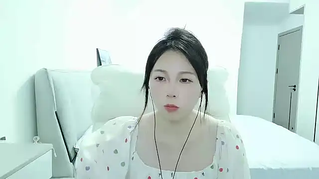 Snapshot of Sunset_glow chatting on October 11, 1:36 pm Sunset glow online show from October 11, 1:36 pm