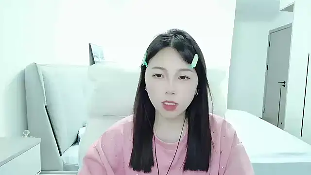 Snapshot of Sunset_glow chatting on September 26, 3:53 pm Sunset glow online show from September 26, 3:53 pm