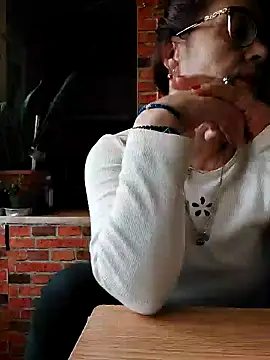 Love Tina56 online show from October 28, 6:30 am