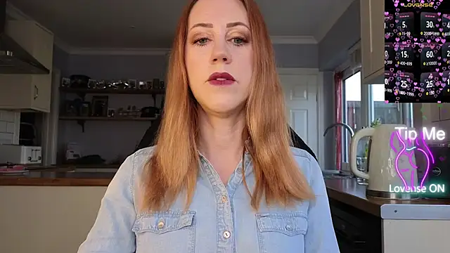 stripmequick online show from February 20, 9:22 am