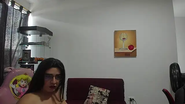 Snapshot of Khalifa_Gold chatting on October 17, 7:28 pm Khalifa Gold online show from October 17, 7:28 pm