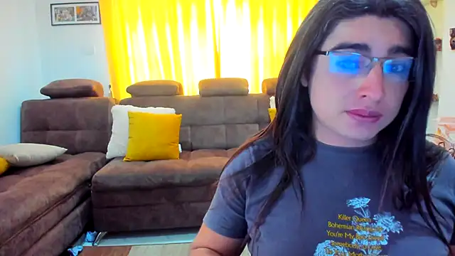 Snapshot of Khalifa_Gold chatting on September 27, 3:41 pm Khalifa Gold online show from September 27, 3:41 pm