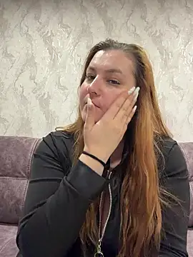 CandyShoopp online show from January 5, 6:55 pm