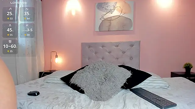 Snapshot of brianathompson chatting on September 11, 7:25 pm brianathompson online show from September 11, 7:25 pm