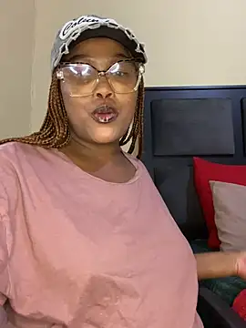 Snapshot of BADFATASS85 chatting on October 11, 12:08 pm BADFATASS85 online show from October 11, 12:08 pm