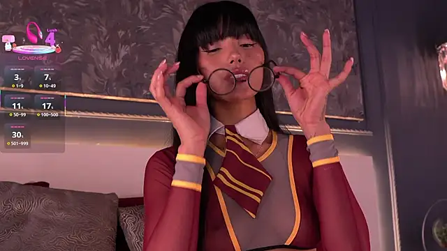 Snapshot of evamoretti chatting on October 16, 1:08 am evamoretti online show from October 16, 1:08 am