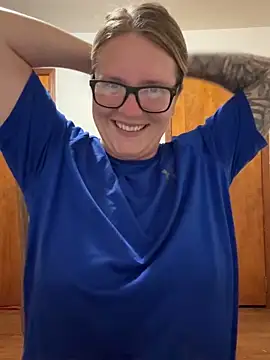 Snapshot of Lizzyloo chatting on September 26, 1:25 am Lizzyloo online show from September 26, 1:25 am