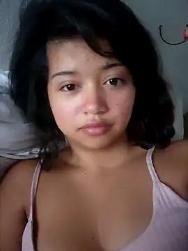 Peach Girll online show from September 23, 11:30 am