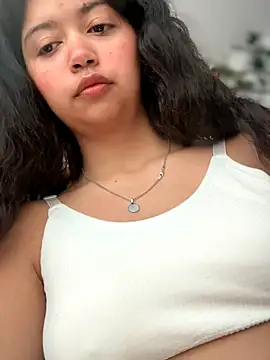 Peach Girll online show from March 30, 3:00 pm