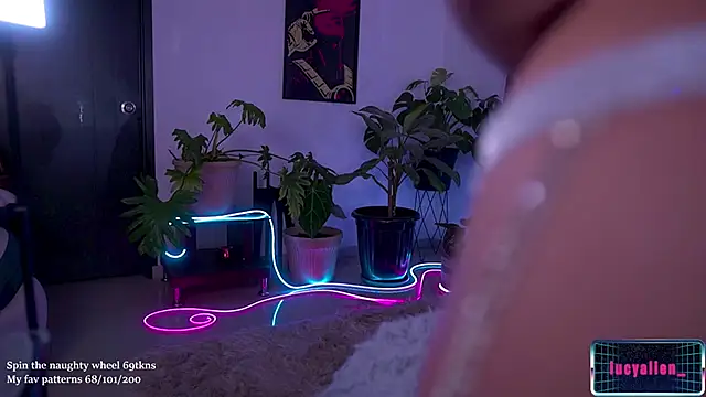 LucyAllenX online show from November 26, 4:30 pm