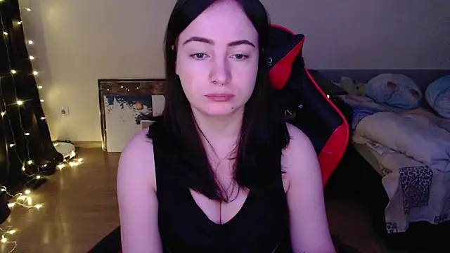 Laralianna online show from January 9, 1:21 am