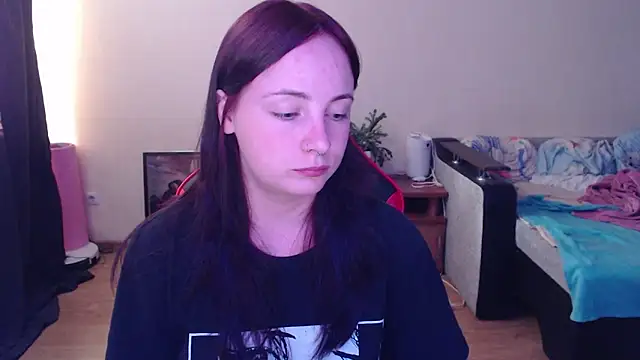 Laralianna online show from June 27, 4:57 pm
