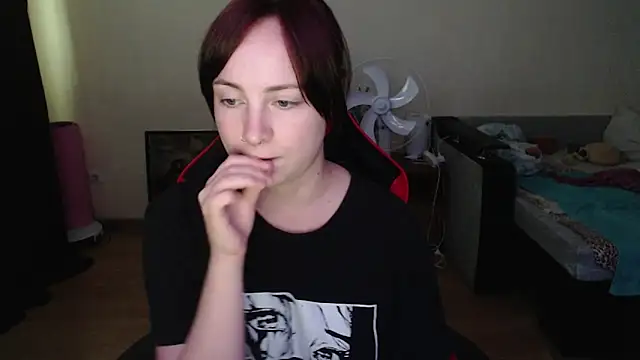 Laralianna online show from July 5, 9:48 am