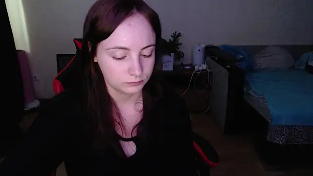 Laralianna online show from June 18, 9:36 am