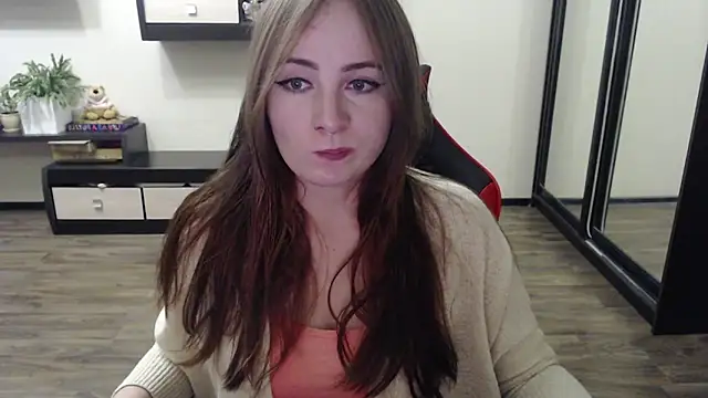 Snapshot of Laralianna chatting on September 23, 1:20 pm Laralianna online show from September 23, 1:20 pm