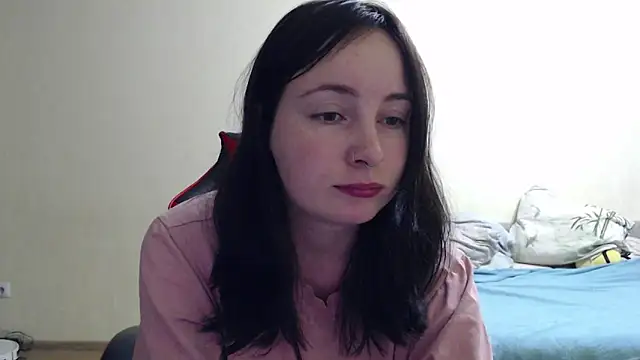 Snapshot of Laralianna chatting on October 22, 4:12 pm Laralianna online show from October 22, 4:12 pm