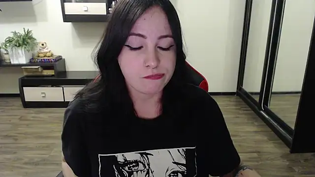 Snapshot of Laralianna chatting on September 25, 2:38 pm Laralianna online show from September 25, 2:38 pm