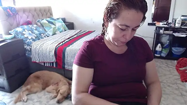 Barbiegomez online show from February 5, 4:21 pm