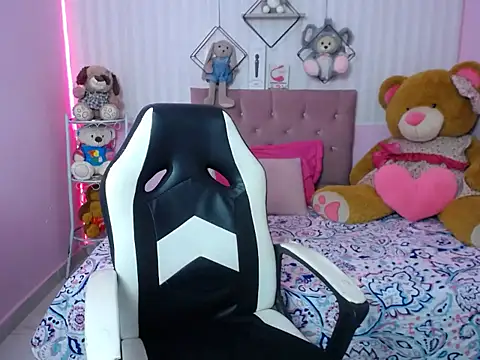 Snapshot of cum_bigass chatting on September 25, 12:26 pm cum bigass online show from September 25, 12:26 pm