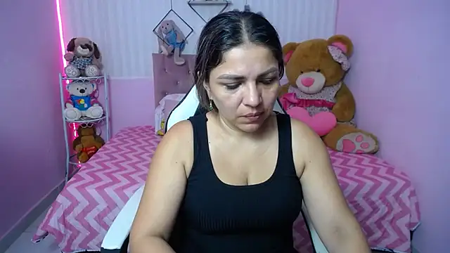 Snapshot of cum_bigass chatting on September 19, 12:37 pm cum bigass online show from September 19, 12:37 pm