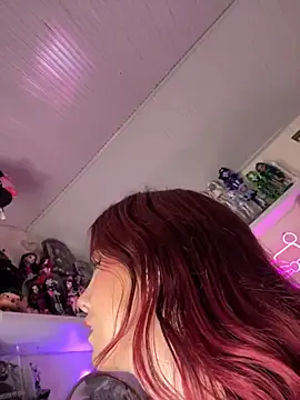 devlin nurmi online show from September 25, 11:46 pm