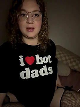 Snapshot of EmmieRae chatting on October 1, 4:06 am EmmieRae online show from October 1, 4:06 am