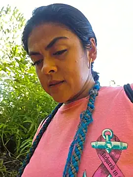 Snapshot of Hannah-grace chatting on October 27, 9:20 pm Hannah-grace online show from October 27, 9:20 pm