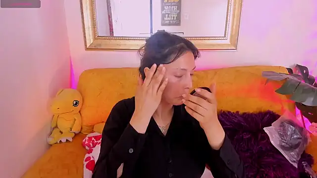 Kyomi chang online show from March 12, 1:25 pm