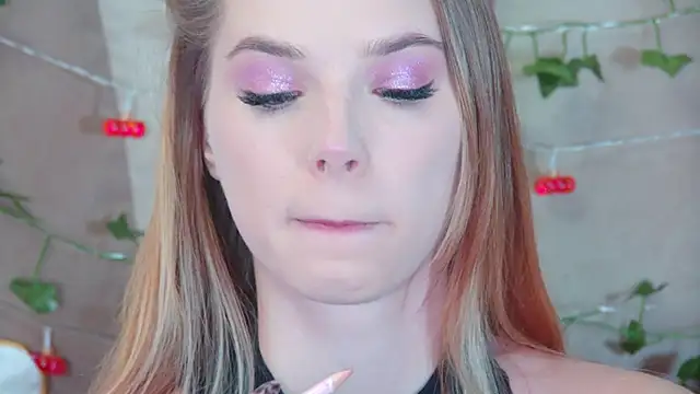 Snapshot of GentleRossi chatting on October 10, 3:17 pm GentleRossi online show from October 10, 3:17 pm