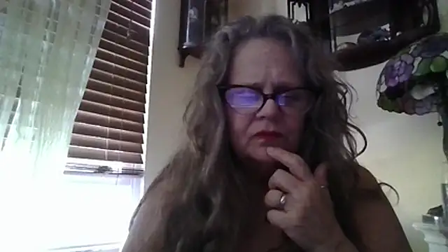 DestineeLoverGirl online show from December 18, 7:40 pm