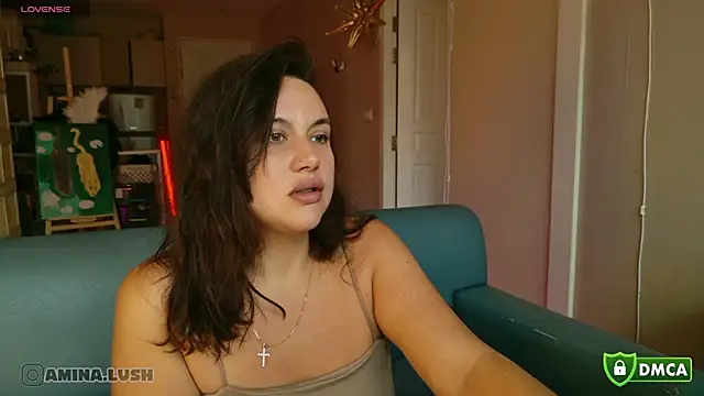 AminaCharm online show from November 20, 6:47 am