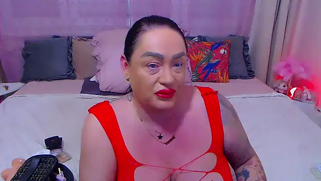 Snapshot of BustyVicky chatting on September 13, 9:34 pm BustyVicky online show from September 13, 9:34 pm