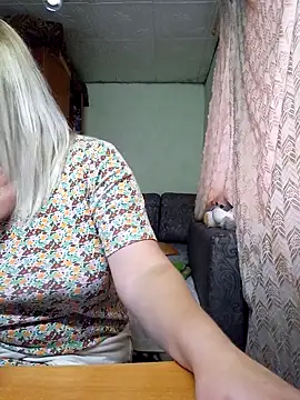 BustyBlond online show from October 13, 2:42 pm