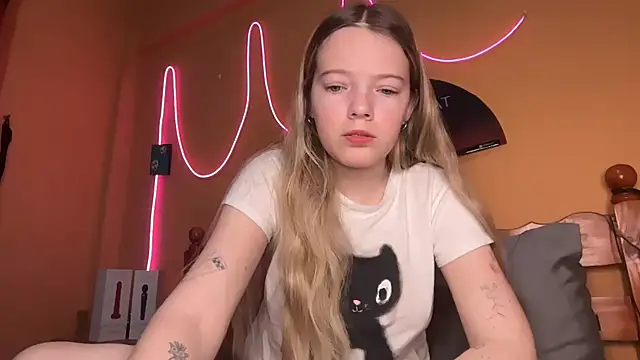 -veranito- online show from December 14, 3:01 am