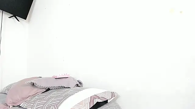 Snapshot of adila_anich chatting on September 28, 10:15 pm adila anich online show from September 28, 10:15 pm