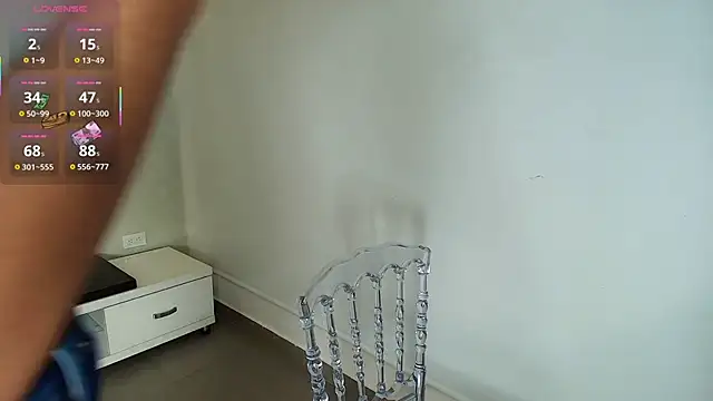 Sassy--Girl online show from November 4, 6:24 pm