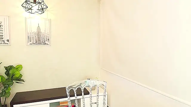 Sassy--Girl online show from September 19, 6:29 pm