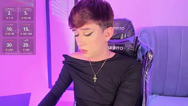 Chris boy  online show from March 7, 2:02 pm