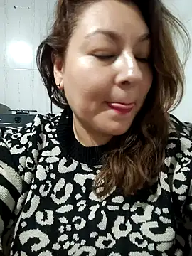 Snapshot of sakotodika chatting on September 18, 3:05 am sakotodika online show from September 18, 3:05 am