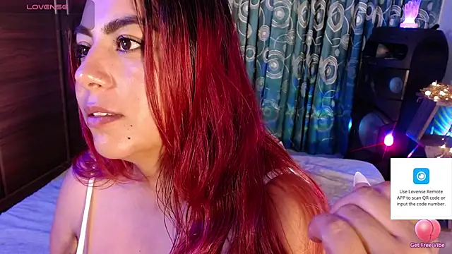 Snapshot of gatuwildhott chatting on September 30, 4:40 am gatuwildhott online show from September 30, 4:40 am