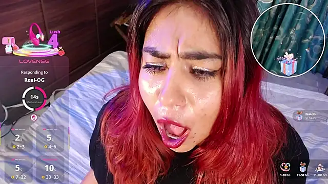 Snapshot of gatuwildhott chatting on October 5, 12:15 am gatuwildhott online show from October 5, 12:15 am